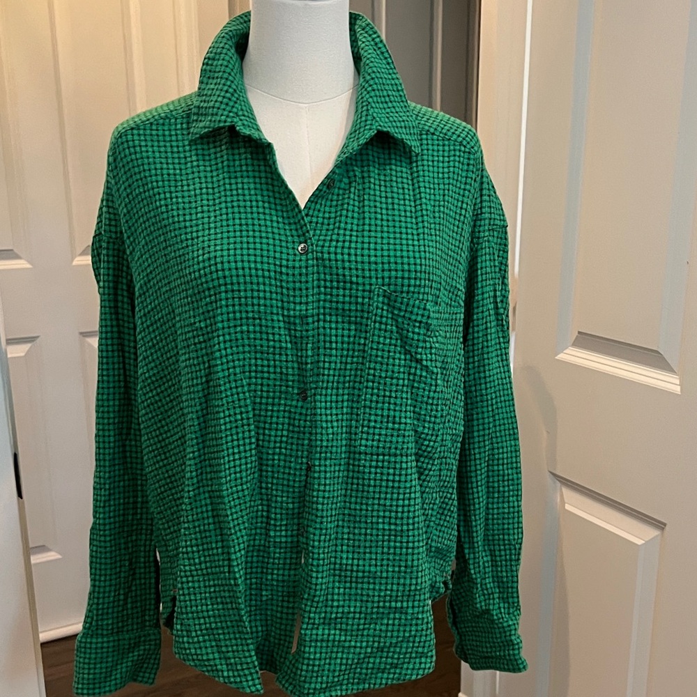 XiRENA Green Checkered Button Down Shirt
